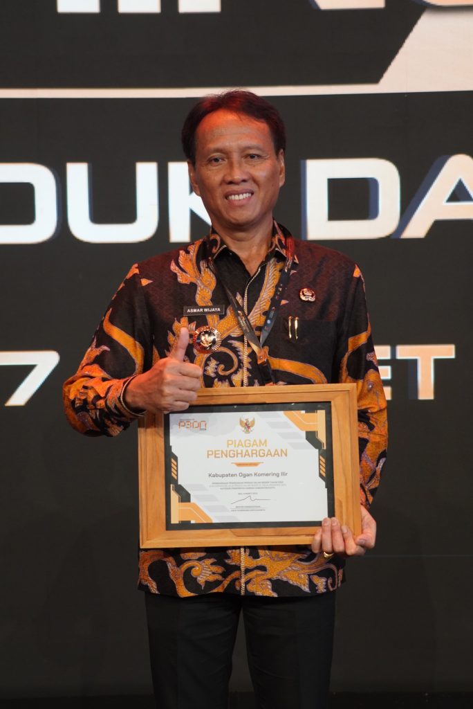 IMG-20240307-WA0101-684x1024 Dorong Penggunaan Produk Lokal, Pemkab OKI Diganjar Penghargaan P3DN