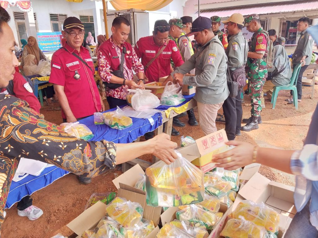 IMG-20240315-WA0025-1024x768-1 Masyarakat Muara Padang Antusias Sambut Pasar Murah