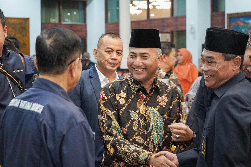 IMG-20240325-WA0179-1024x681 PWI Sumsel Nobatkan Pj Bupati Apriyadi Birokrat Peduli Pers