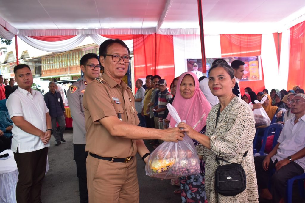 IMG-20240326-WA0072-1024x683 Jelang Hari Raya, Pemkab OKI Gencarkan Pasar Murah