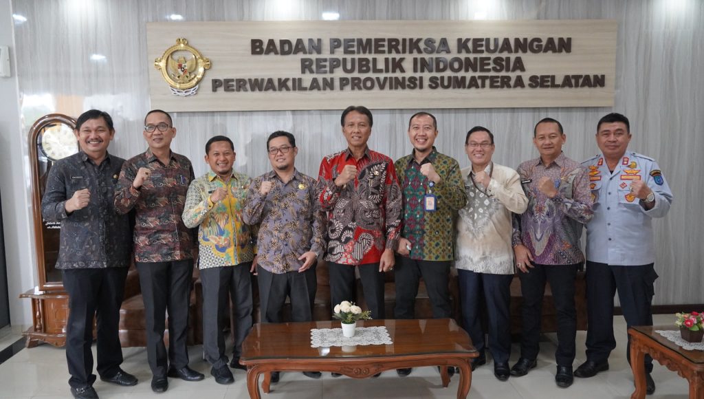 IMG-20240328-WA0098-1024x580 Serahkan LKPD Unaudited 2023 ke BPK, Pj. Bupati OKI Harap Raih WTP ke 13