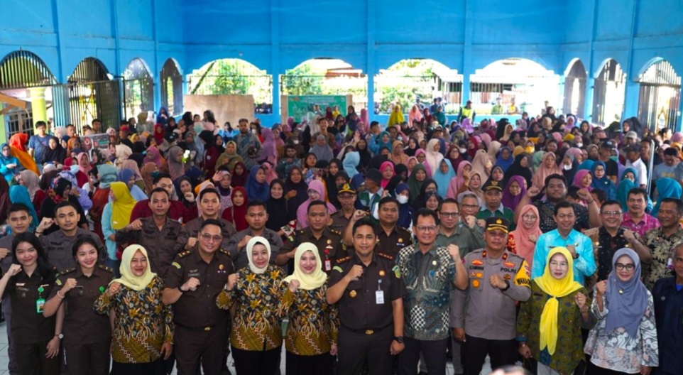 Screenshot_20240307_131302_Chrome Tekan Laju Inflasi, Kejari bersama Pemkab Muara Enim Gelar Operasi Pasar Murah 