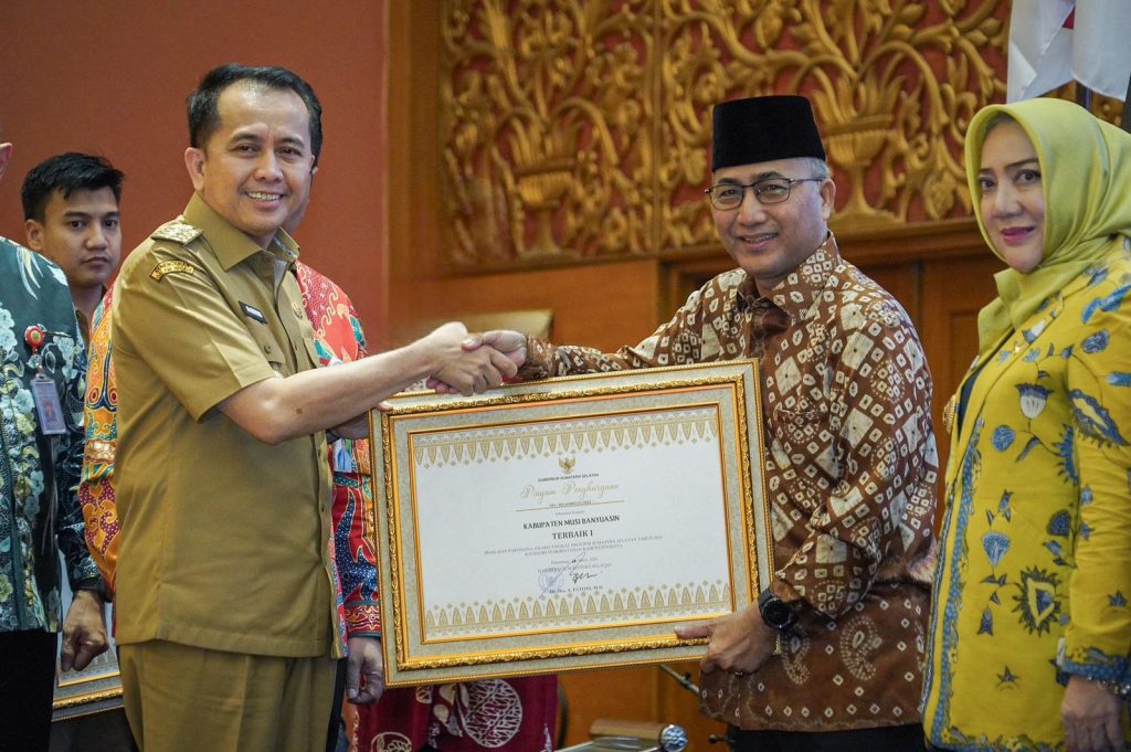 b2-5-1024x681 Pemkab Muba Raih Juara Paritrana Award