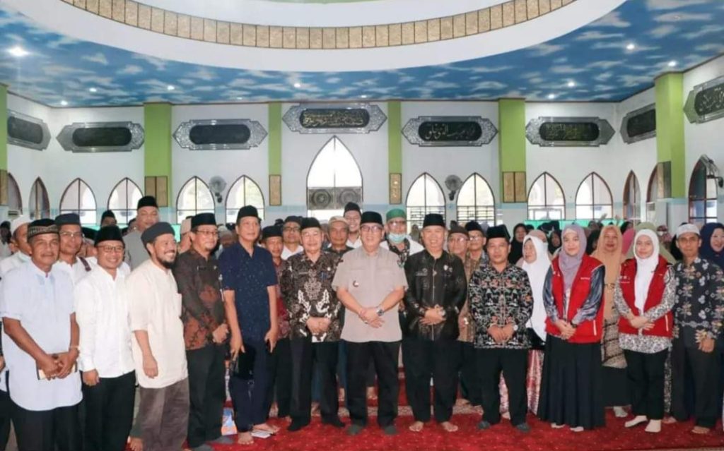 FB_IMG_1713516114336-1-1024x639 Pj. Bupati Buka Bimbingan Manasik Haji Bagi 395 Calon Jamaah Haji