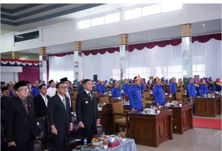 IMG-20240425-WA0224 Sidang Paripurna HUT ke-17 Empat Lawang Berlangsung Khidmat