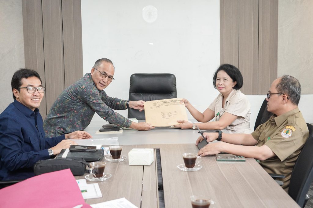 IMG-20240507-WA0072-1024x681 Sekda Apriyadi Jemput Bola ke Kementerian LHK