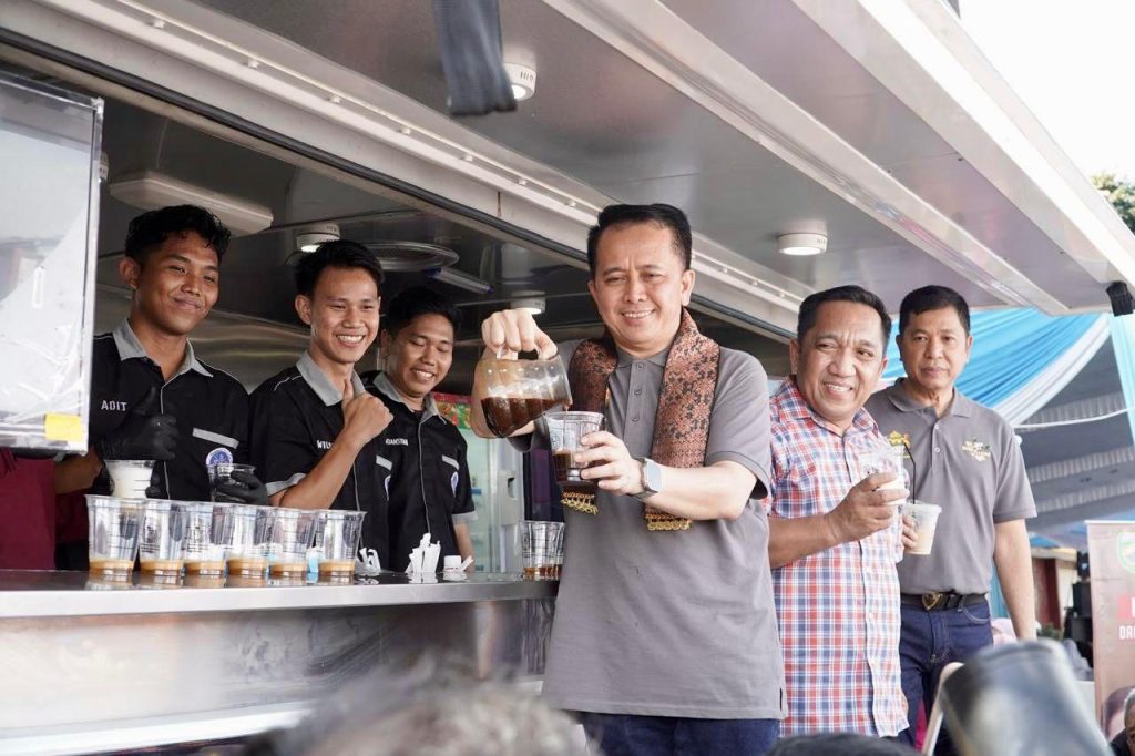 IMG-20240512-WA0083-1024x682 Pj Gubernur Sumsel Agus Fatoni Sebutkan 11 Manfaat Kopi Sumsel