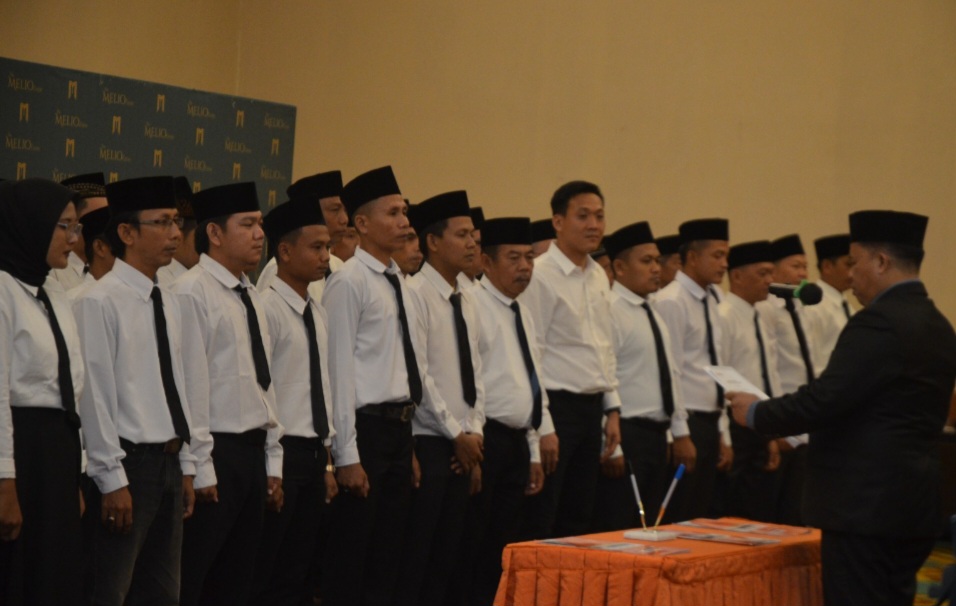 Screenshot_20240526_000138_Chrome Hadiri Pelantikan Panwascam, Pj Bupati Muara Enim Tekankan Profesionalisme dan Netralitas