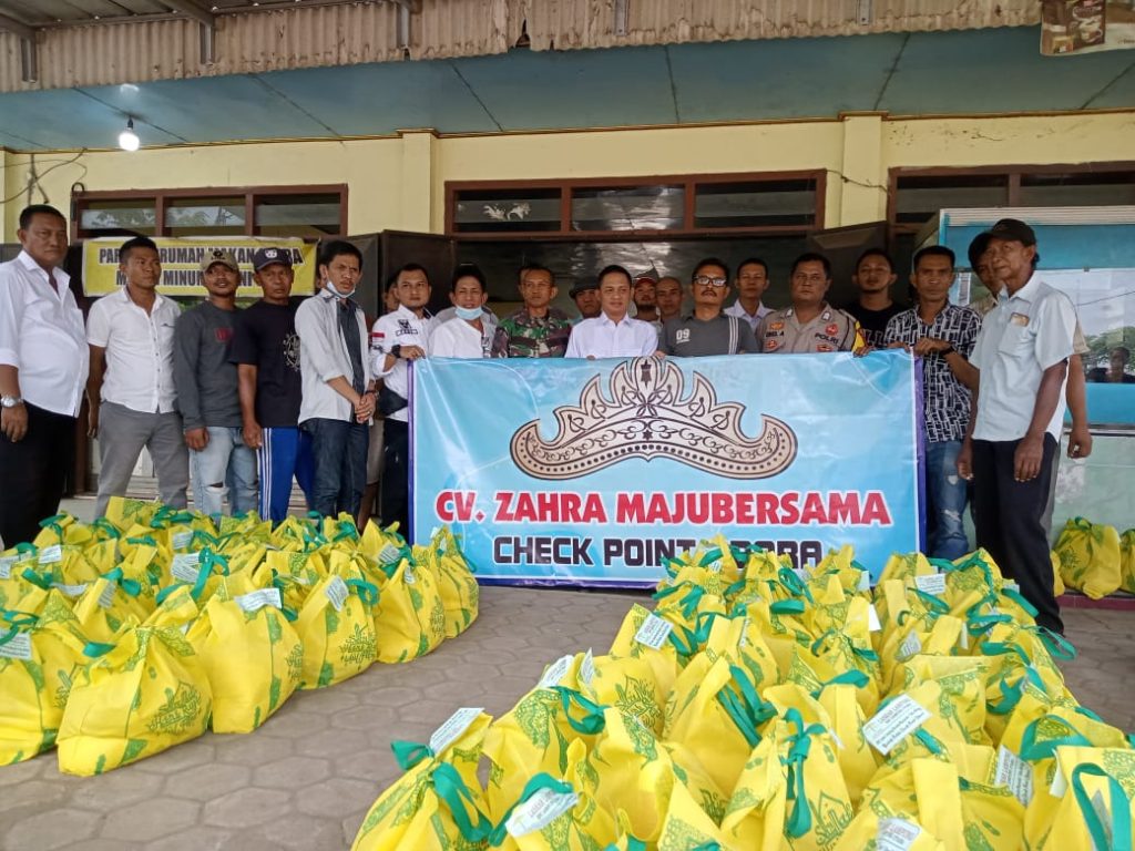 IMG-20240616-WA0086-1024x768 Jelang Idul Adha, Laskar Lampung dan CV. Zahra Maju Bersama Bagikan Sembako