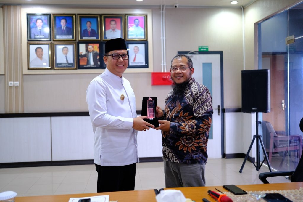 IMG-20240620-WA0062-1024x682 Tindaklanjuti Program Zero Padam, Pj Bupati dan Satgas Sambangi PLN UP3 Lahat