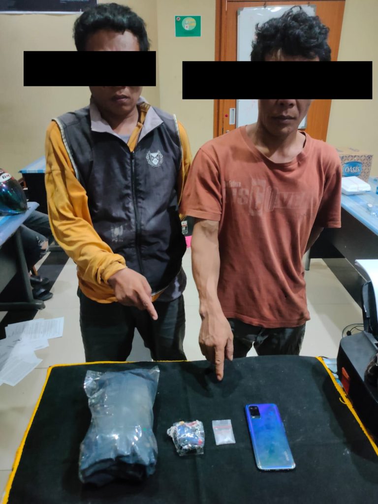 b28-768x1024 Unit 2 Satresnarkoba Polres OKU Tangkap Pelaku Diduga Kurir Sabu