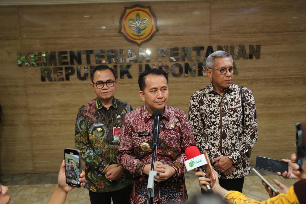 c2-1024x683 Beri Bantuan Hampir Rp 1 Triliyun Guna Tingkatkan Produktivitas Pertanian, Mentan Puji Pj Gubernur Agus Fatoni