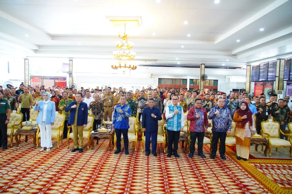 c6-1024x681 PWI Sumsel Beri Award Kepada Pj Sandi Fahlepi sebagai Sahabat PWI