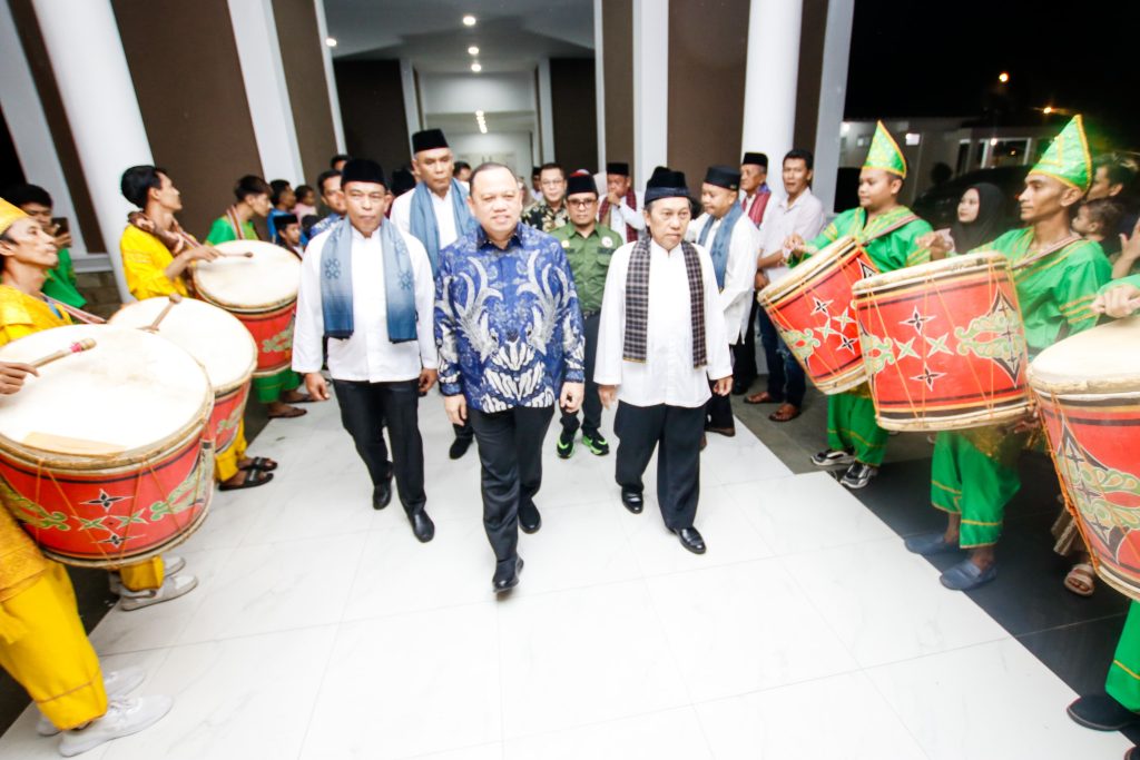 IMG-20240704-WA0007-1024x683 Pj Bupati Muba Serahkan Bantuan Korban Bencana Alam di Sumatera Barat