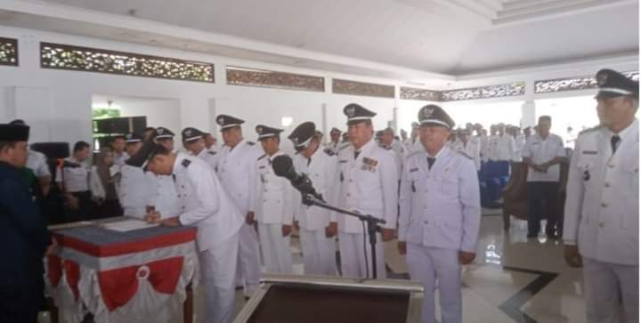 IMG-20240704-WA0068 Masa Perpanjangan Masa Jabatan 107 Kades di Empat Lawang Dikukuhkan