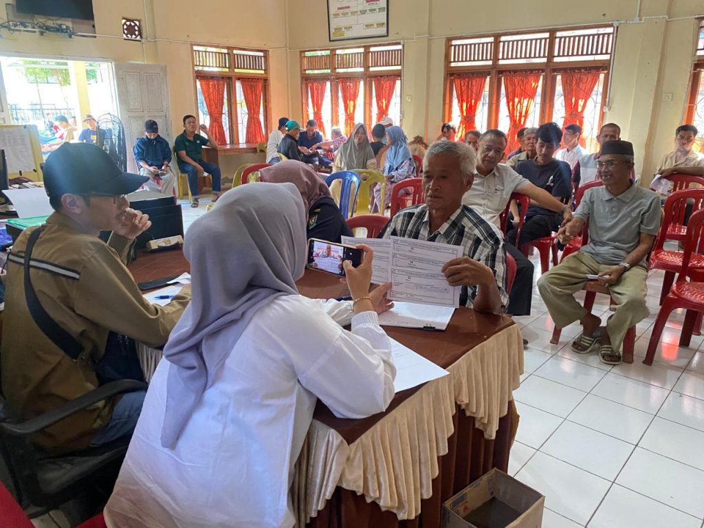 IMG-20240716-WA01291-1024x768 Pelaksana Survei Seismik 2D Amalia Bayarkan Dana Kompensasi di 31 Desa