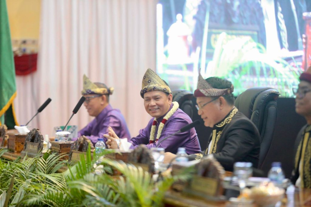 IMG-20240729-WA0160-1024x682 Paripurna Hari Jadi ke-114 Kabupaten OKU Berlangsung Khidmat dan Lancar