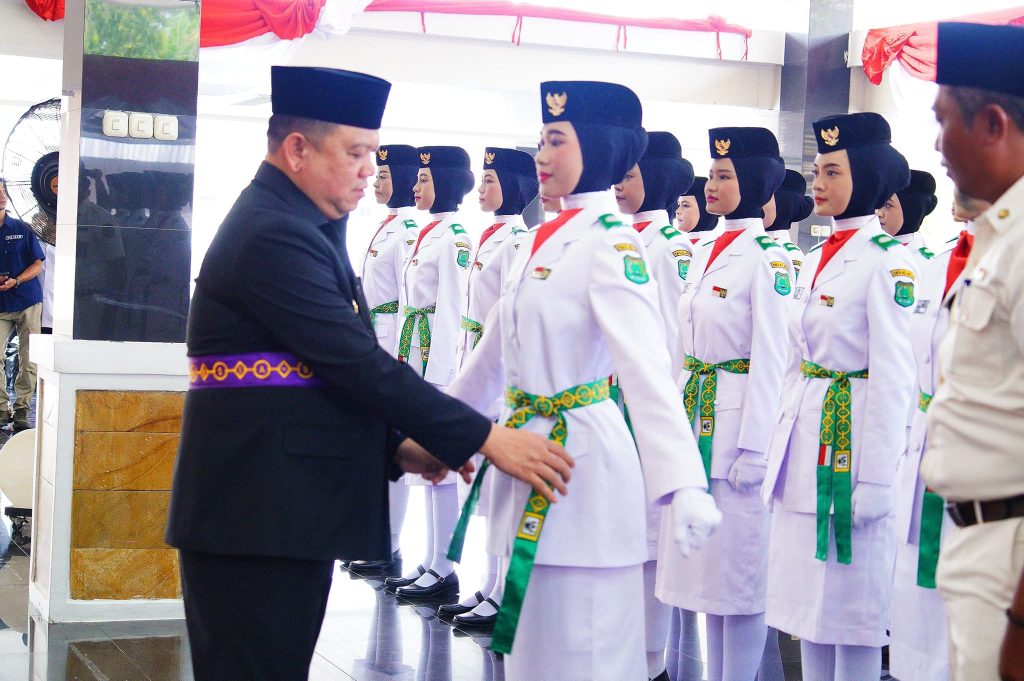 B3-1024x681 Pj Bupati H Sandi Fahlepi Kukuhkan 75 Anggota Paskibraka Kabupaten Muba Tahun 2024