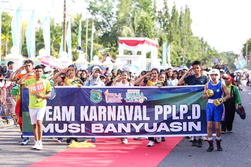 A7-1-1024x683 Bak Lautan Manusia, Masyarakat Muba Padati Sepanjang Kolonel Wahid Udin Saksikan Karnaval