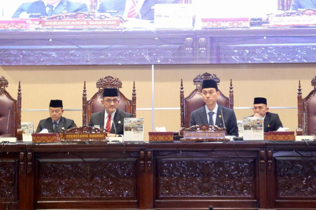 c2-5-1024x682 Rapat Paripurna XC (90) DPRD Prov. Sumsel: Sekda Sampaikan Jawaban Pj Gubernur