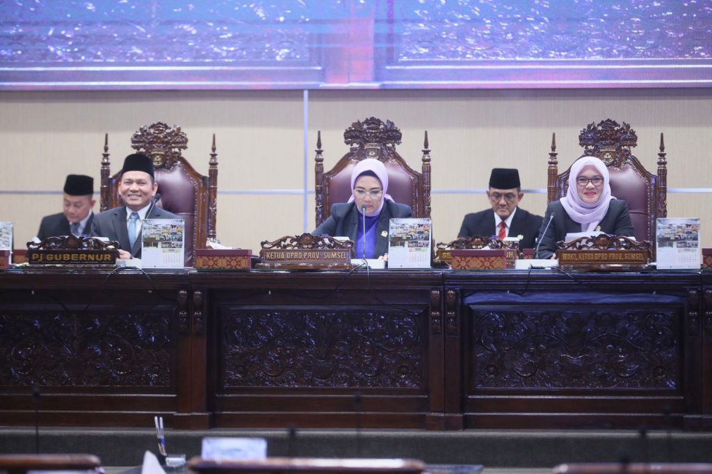 c2-8-1024x682 Rapat Paripurna XCI (91) DPRD Prov. Sumsel: Pj Gubernur Elen Setiadi - Pimpinan DPRD Sumsel Teken Keputusan Bersama 