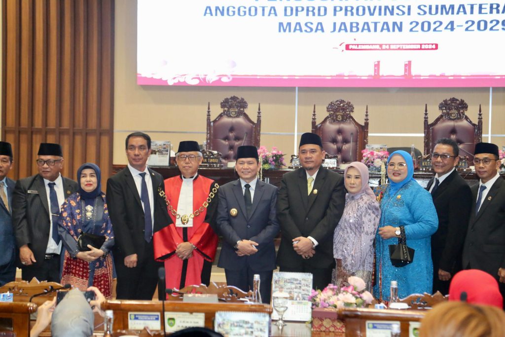 c5-1024x683 Selamat!, Anggota DPRD Prov Sumsel Terpilih Periode 2024-2029 Resmi Dilantik