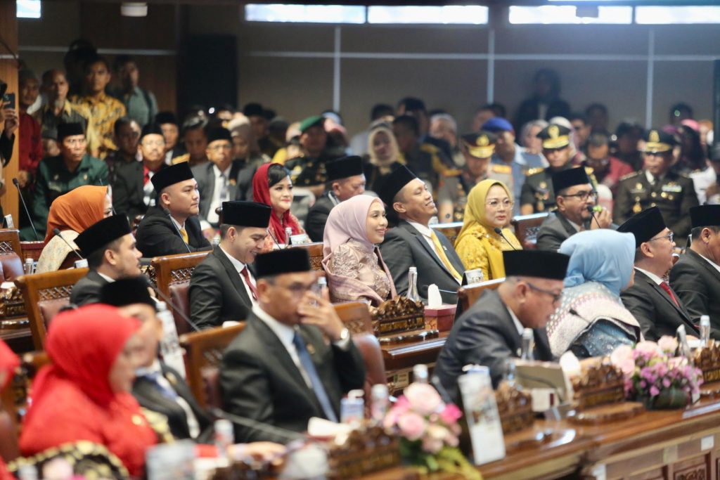 c6-1024x683 Selamat!, Anggota DPRD Prov Sumsel Terpilih Periode 2024-2029 Resmi Dilantik