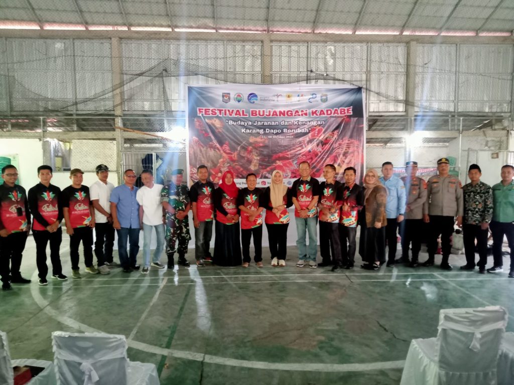 d2-1024x768 Di Danau Rengas, Pemdes Karang Dapo Gelar Festival Bujangan Kadabe Budaya Jaranan