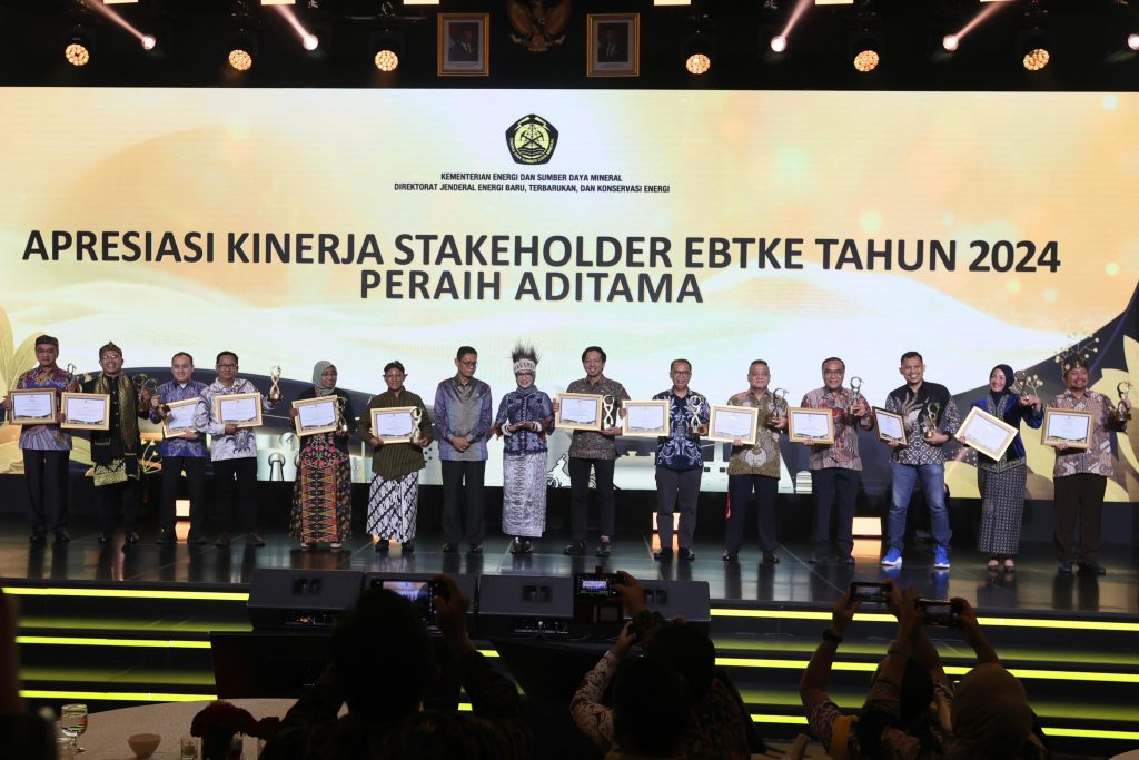 IMG-20241222-WA0018-1024x683 Konsisten Kembangkan Energi Hijau, PLN Group Diganjar 42 Penghargaan