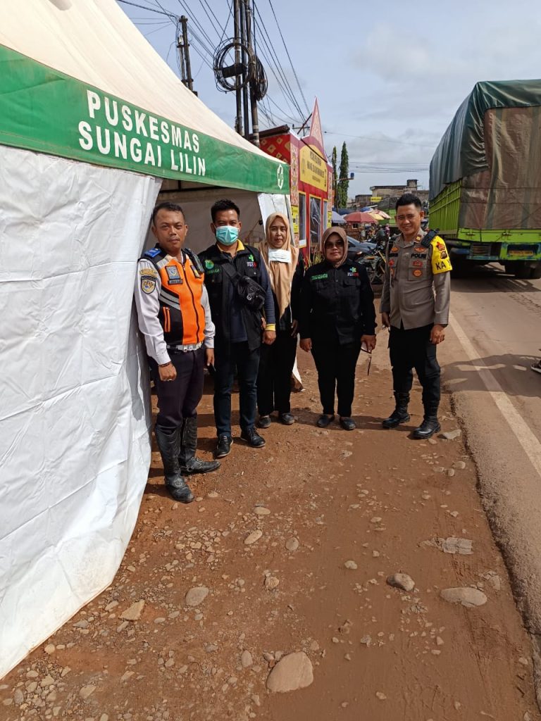 IMG-20241222-WA0039-768x1024 Arus Mudik Nataru Dinkes Muba Siagakan Petugas Kesehatan hingga Ambulance