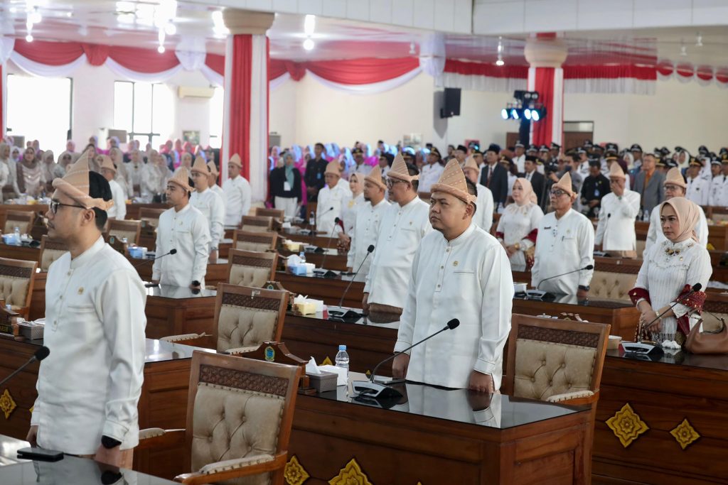 D2-8-1024x683 Rapat Paripurna HUT ke-21 Kabupaten Ogan Ilir Khidmat dan Semarak