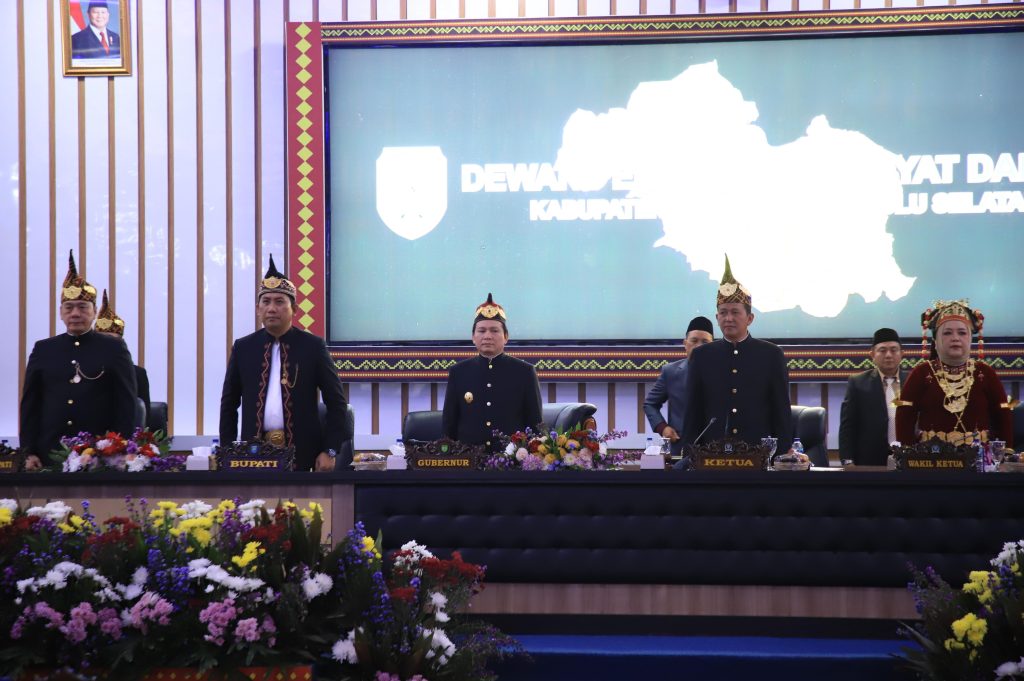 d2-8-1024x681 Rapat Paripurna HUT ke-21 Kabupaten OKUS Berlangsung Khidmat dan Semarak