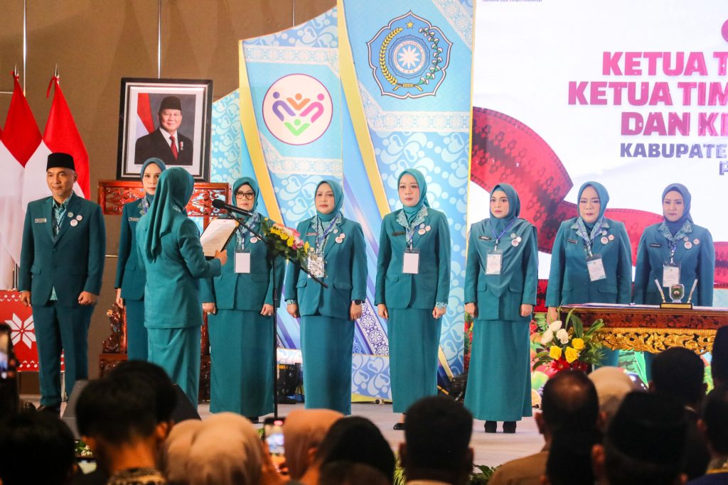 D4-1-1024x683 Hj. Patimah M Toha Resmi Dilantik sebagai Ketua TP PKK Muba Periode 2025-2030