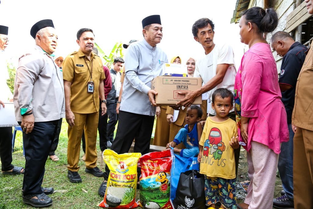 D2-15-1024x683 Bupati H M Toha Hibahkan Tanah Pribadi untuk Romi dan Keluarga