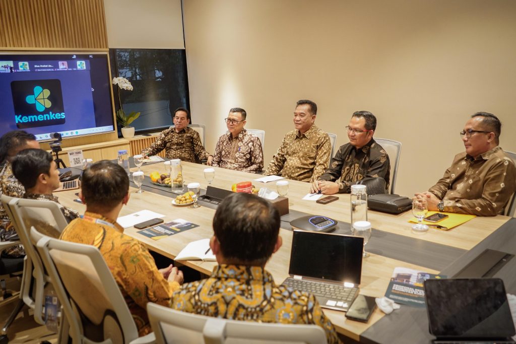 D4-6-1024x683 Audiensi dengan Wamenkes, Bupati HM Toha Usul RSUD Sekayu Menjadi Rujukan Layanan Kanker