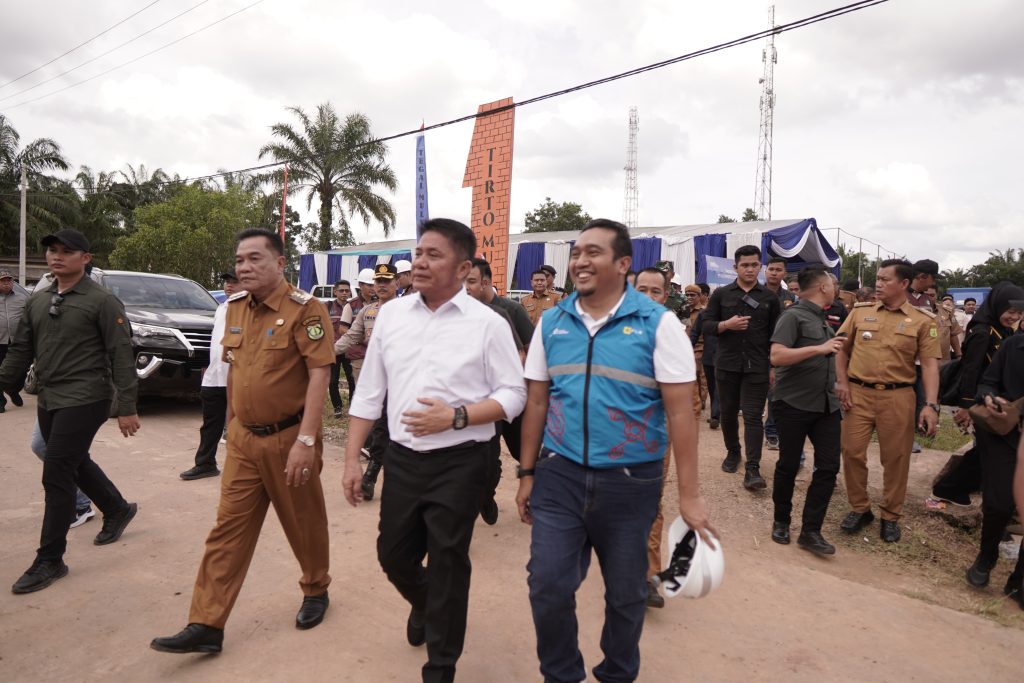 IMG-20250419-WA0124-1024x683 Sinergi Pemkab Musi Banyuasin dan PLN, Listrik Segera Mengalir di 19 Titik Secara Bertahap