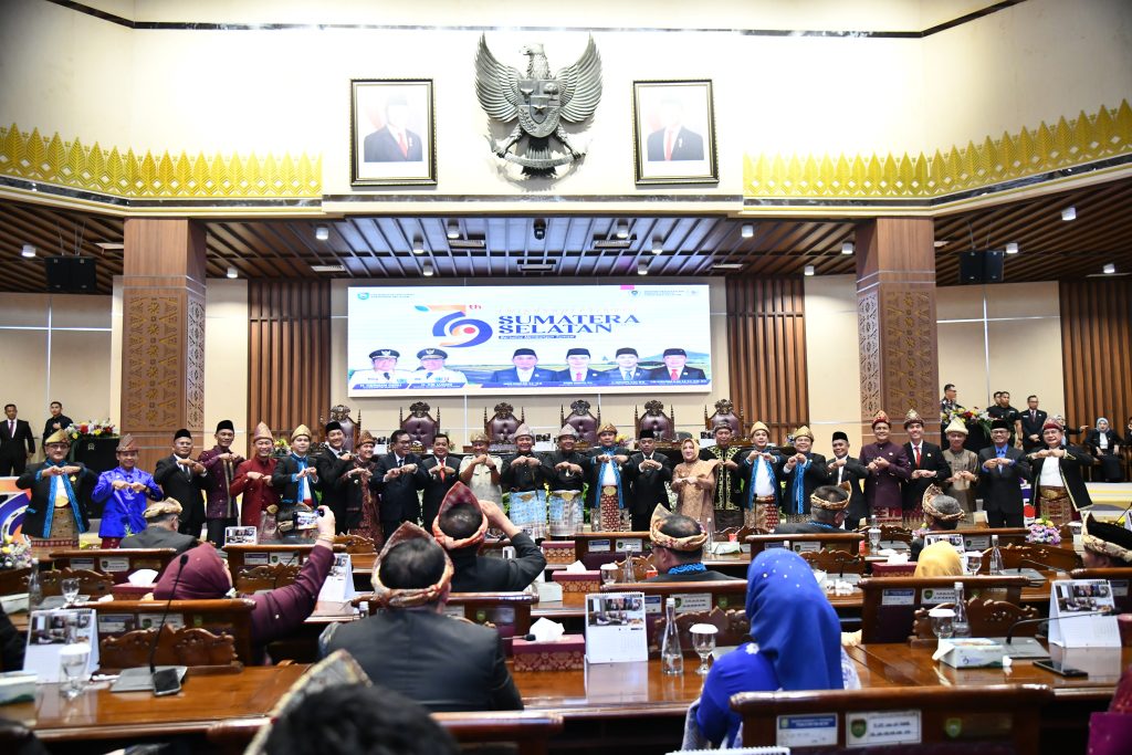5-1024x683 DPRD Sumsel Gelar Rapat Paripurna HUT ke-79 Provinsi Sumsel, Berlangsung Khidmat dan Lancar