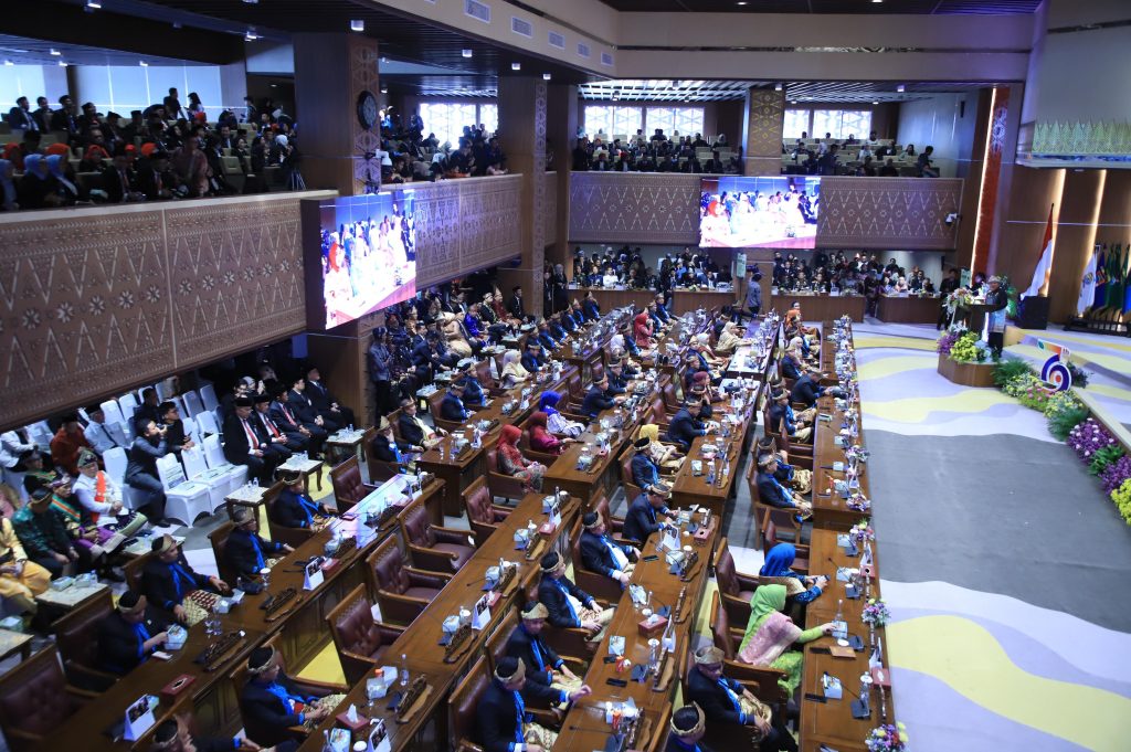 c2-3-1024x681 DPRD Sumsel Gelar Rapat Paripurna HUT ke-79 Provinsi Sumsel, Berlangsung Khidmat dan Lancar