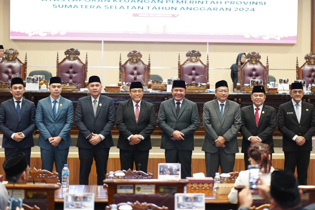 A5-1024x683 Rapat Paripurna XIV DPRD Sumsel: Pemprov Sumsel Panen Apresiasi, 11 Kali Berturut-Turut Raih Opini WTP
