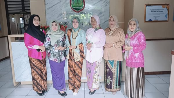 D1-11 Semarak Hari Kartini, DPPKB Muba Tampilkan Semangat Emansipasi Lewat Balutan Kebaya