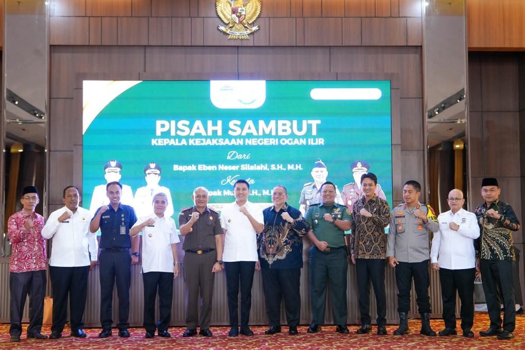 FB_IMG_1753339854635-1024x683 Bupati Panca Wijaya Akbar SH MSi Mengucapkan Selamat dan Terima Kasih