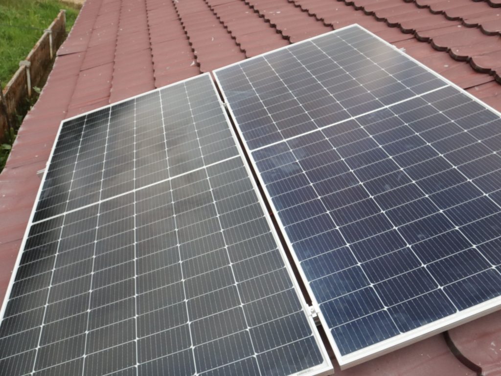 IMG-20250725-WA0052-1024x769 PLN Hadirkan Energi Surya untuk Sekolah Terpencil di  Sarolangun