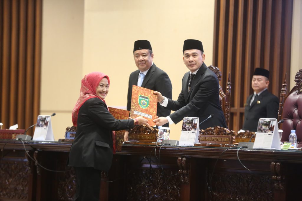 f2-4-1024x683 Pemandangan Umum Fraksi-fraksi DPRD Sumsel Terhadap Raperda Perubahan APBD Prov Sumsel TA 2025