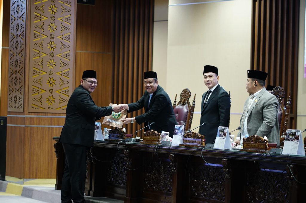f5-1024x681 Pemandangan Umum Fraksi-fraksi DPRD Sumsel Terhadap Raperda Perubahan APBD Prov Sumsel TA 2025