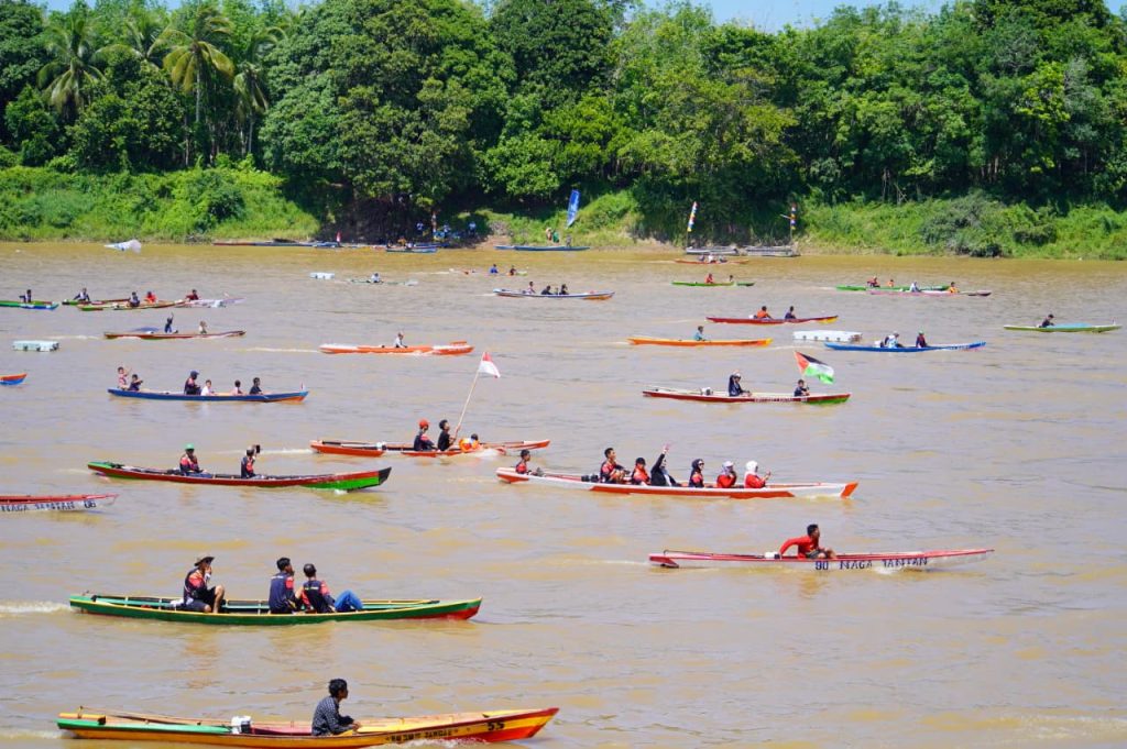 F5-1024x681 Bupati Toha: Balap Ketek Bukan Sekadar Lomba, Tapi Warisan Budaya Bahari Muba