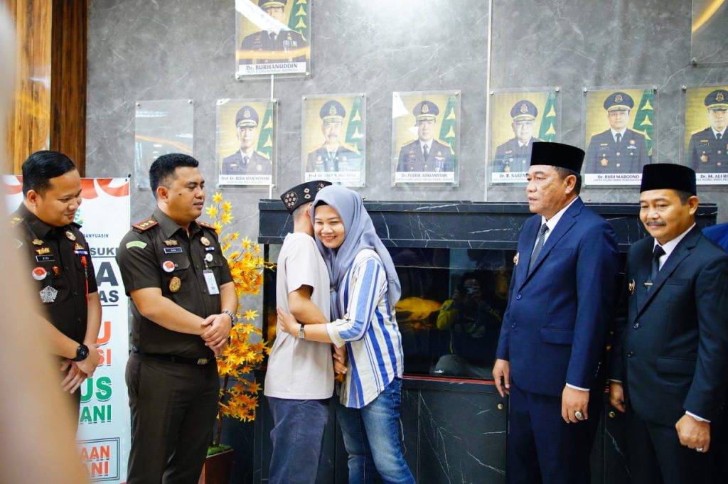 E2-3-1024x681 Kasus Kekerasan Dalam Rumah Tangga, Juniarto Mendapat Restorative Justice