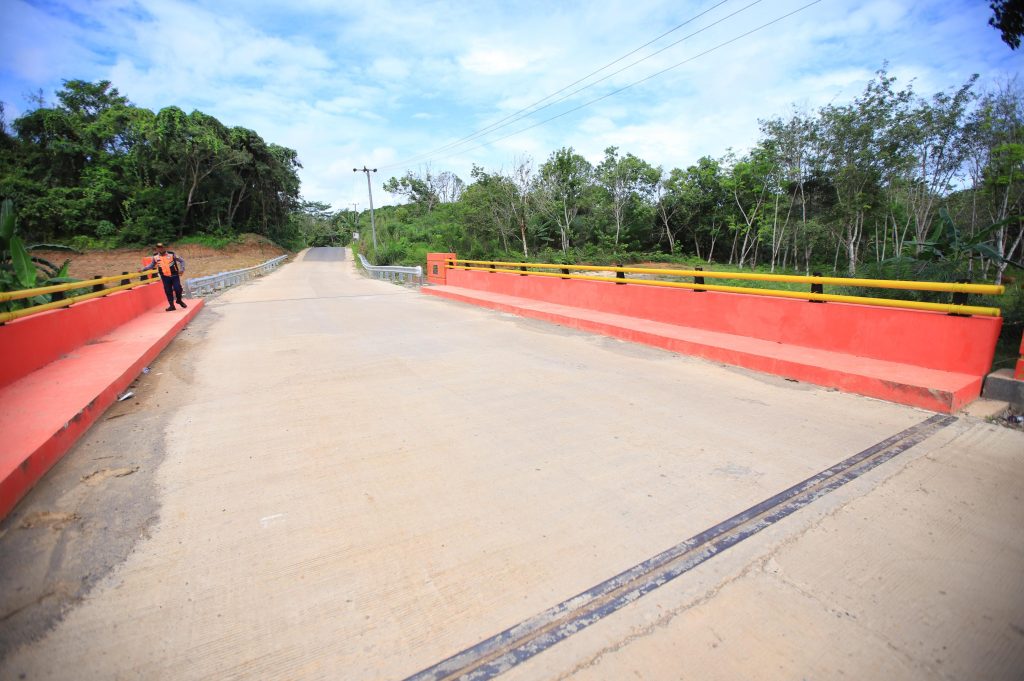 IMG-20251216-WA0093-1024x681 Gubernur Herman Deru Resmikan Jembatan Tumpang Sari di PALI
