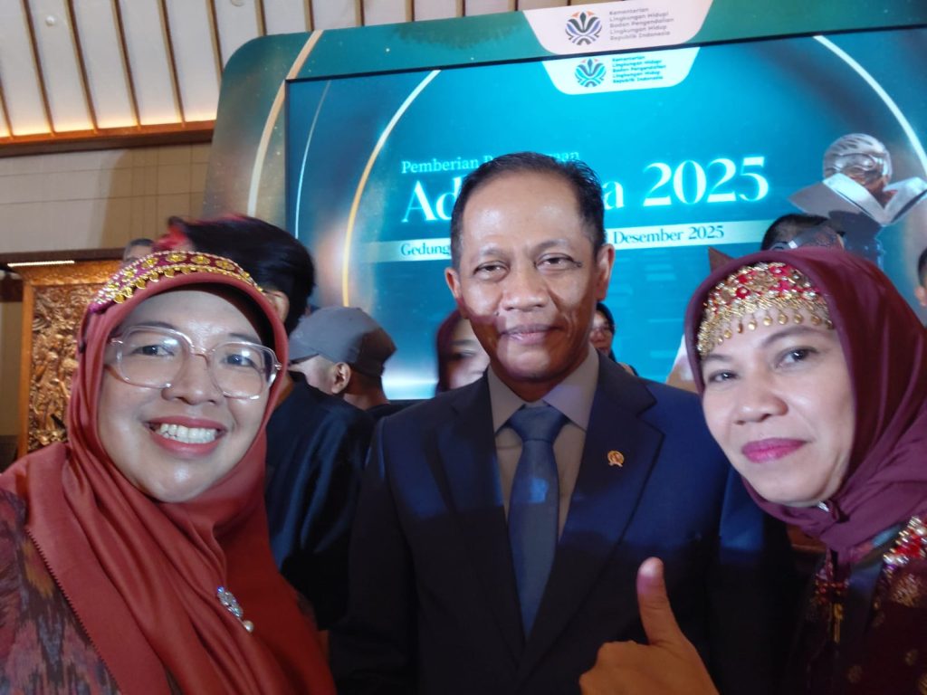 c1-1-1024x768 Widiawaty SPd MM (Kepala MAN 1 Palembang): Penghargaan Adiwiyata Nasional Bukti Komitmen Kami Mengimplementasikan Pendidikan Berwawasan Lingkungan