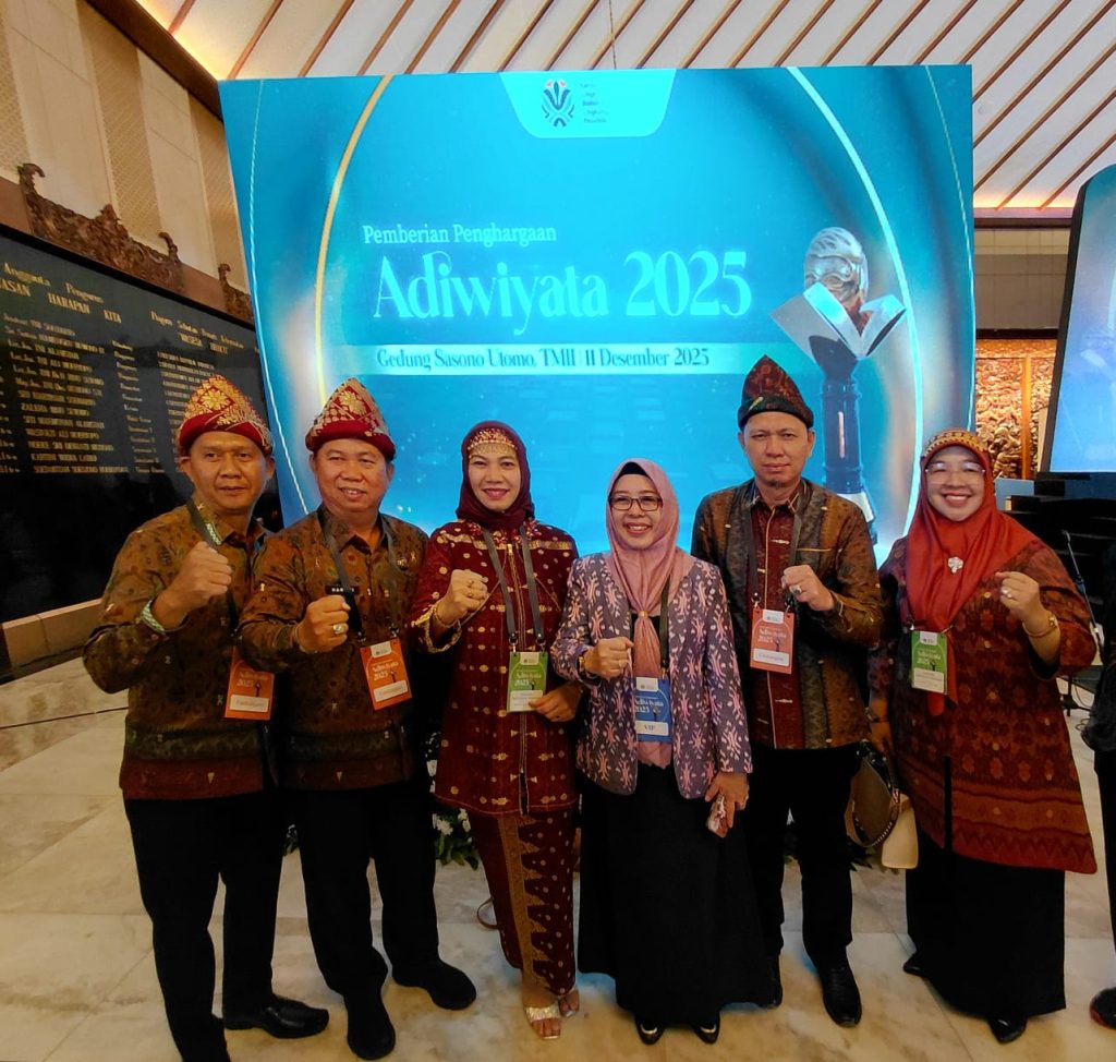 c2-1024x974 Widiawaty SPd MM (Kepala MAN 1 Palembang): Penghargaan Adiwiyata Nasional Bukti Komitmen Kami Mengimplementasikan Pendidikan Berwawasan Lingkungan
