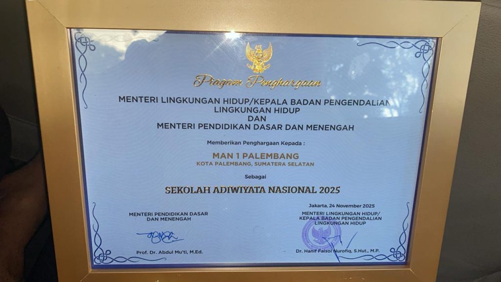 d3-8-1024x576 Widiawaty SPd MM (Kepala MAN 1 Palembang): Penghargaan Adiwiyata Nasional Bukti Komitmen Kami Mengimplementasikan Pendidikan Berwawasan Lingkungan